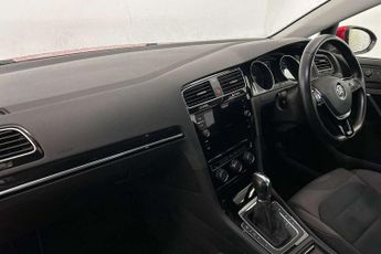 Volkswagen Golf 2.0 TDI GT 5dr DSG