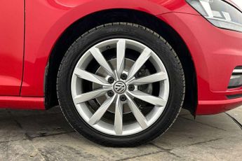 Volkswagen Golf 2.0 TDI GT 5dr DSG