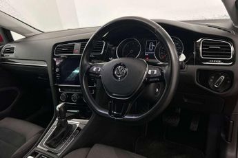 Volkswagen Golf 2.0 TDI GT 5dr DSG