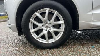 Volvo XC60 2.0 B4D Momentum 5dr Geartronic