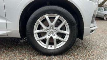 Volvo XC60 2.0 B4D Momentum 5dr Geartronic