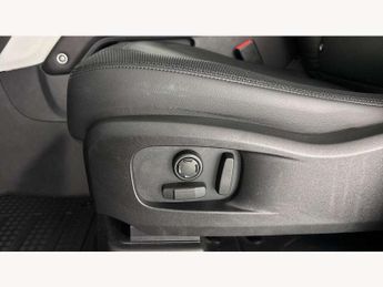 Land Rover Defender 2.0 P400e X-Dynamic SE 110 5dr Auto