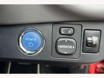 Toyota Yaris 1.5 Hybrid Icon 5dr CVT
