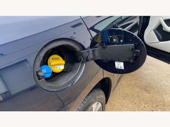 Jaguar F-Pace 2.0 D200 R-Dynamic HSE Black 90th Anniv 5dr Auto