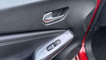 Nissan Juke 1.6 Hybrid N-Connecta 5dr Auto