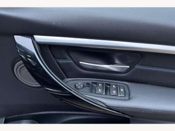 BMW 3 Series Touring 320d xDrive M Sport Shadow Edition 5dr Step Auto