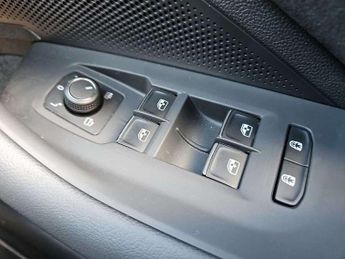 Volkswagen Passat Estate 1.5 eTSI R-Line 5dr DSG