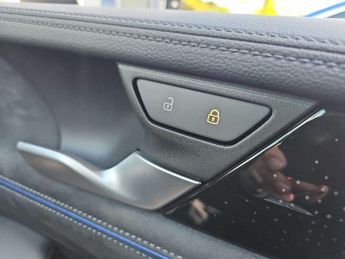 Volkswagen Passat Estate 1.5 eTSI R-Line 5dr DSG