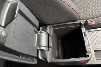 Ford Focus 1.0 EcoBoost Hybrid mHEV ST-Line 5dr Auto