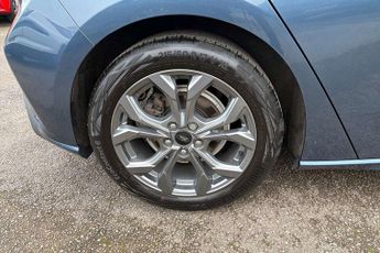 Ford Focus 1.0 EcoBoost Hybrid mHEV ST-Line 5dr Auto