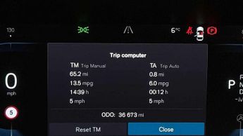 Volvo XC60 2.0 B4P Plus Dark 5dr Geartronic