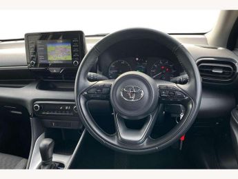 Toyota Yaris 1.5 Hybrid Icon 5dr CVT