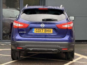Nissan Qashqai 1.2 DiG-T N-Connecta 5dr Xtronic