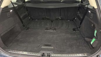 Volvo XC90 2.0 B5P [250] Plus Dark 5dr AWD Geartronic