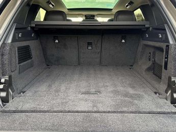 Land Rover Range Rover 3.0 P460e HSE 4dr Auto