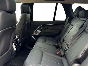 Land Rover Range Rover 3.0 P460e HSE 4dr Auto