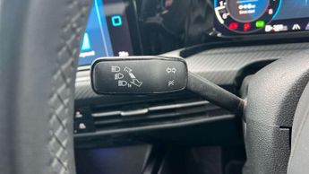 Volkswagen Golf 1.5 eTSI 150 R-Line 5dr DSG