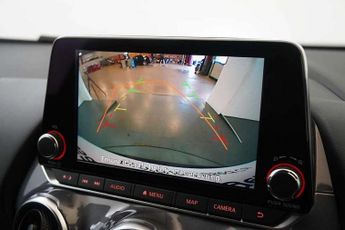 Nissan Juke 1.6 Hybrid N-Connecta 5dr Auto