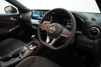 Nissan Juke 1.0 DiG-T N-Connecta 5dr DCT
