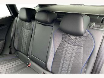 Volkswagen Passat 1.5 eTSI R-Line 5dr DSG