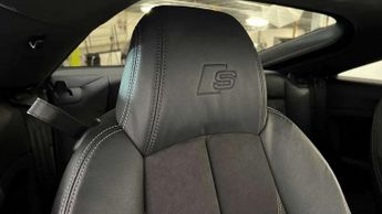 Audi TT 2.0T FSI Quattro Black Edition 2dr S Tronic