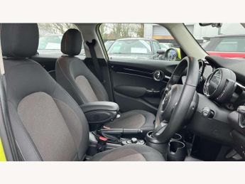 MINI Hatchback 5dr 1.5 Cooper Classic 5dr Auto