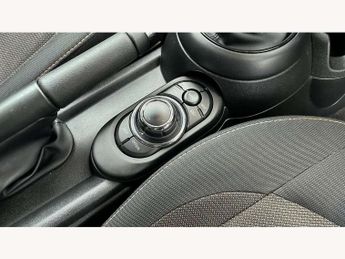 MINI Hatchback 5dr 1.5 Cooper Classic 5dr Auto