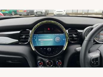 MINI Hatchback 5dr 1.5 Cooper Classic 5dr Auto