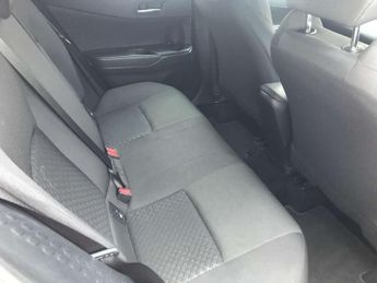 Toyota C-HR 1.8 Hybrid Icon 5dr CVT
