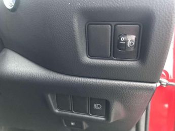 Toyota C-HR 1.8 Hybrid Icon 5dr CVT