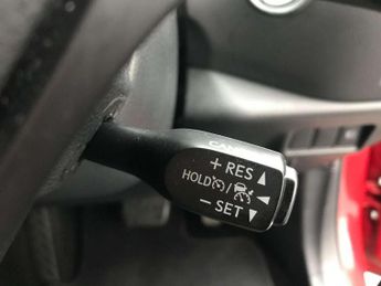 Toyota C-HR 1.8 Hybrid Icon 5dr CVT