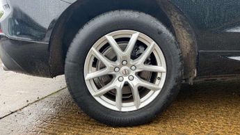 Volvo XC60 2.0 B5P [250] Momentum 5dr Geartronic