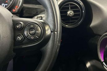MINI Hatchback 5dr 1.5 Cooper 5dr Auto