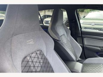 Volkswagen Golf 2.0 TDI 150 R-Line 5dr DSG