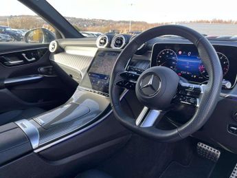 Mercedes-Benz GLC GLC 300 4Matic AMG Line Premium Plus 5dr 9G-Tronic