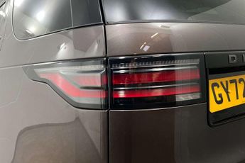 Land Rover Discovery 3.0 D300 R-Dynamic SE 5dr Auto