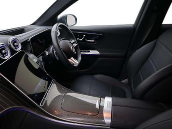 Mercedes-Benz GLC GLC 300 4Matic AMG Line Premium Plus 5dr 9G-Tronic