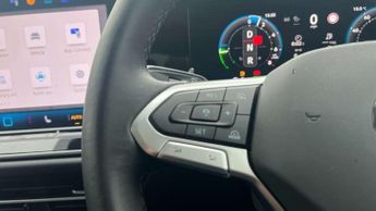 Volkswagen Passat Estate 1.5 TSI eHybrid Elegance 5dr DSG