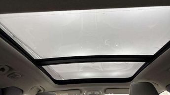 Volvo XC40 2.0 B4P Ultra Dark 5dr Auto