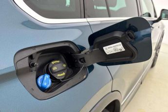 Volkswagen Tiguan 2.0 TDI R-Line 5dr DSG