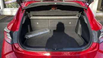 Toyota Corolla 1.8 VVT-i Hybrid Design 5dr CVT