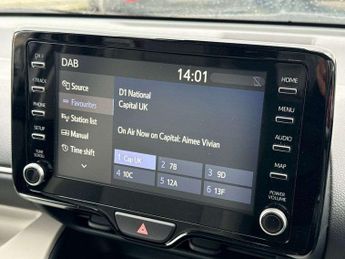 Toyota Yaris 1.5 Hybrid Excel 5dr CVT
