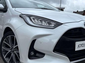 Toyota Yaris 1.5 Hybrid Excel 5dr CVT