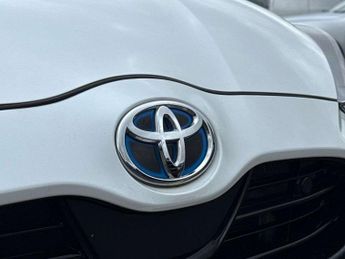 Toyota Yaris 1.5 Hybrid Excel 5dr CVT