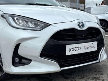 Toyota Yaris 1.5 Hybrid Excel 5dr CVT