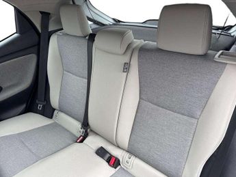 Toyota Yaris 1.5 Hybrid Excel 5dr CVT