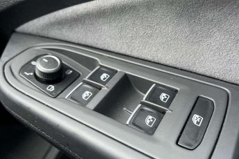 Volkswagen Golf 1.5 eTSI 150 R-Line 5dr DSG