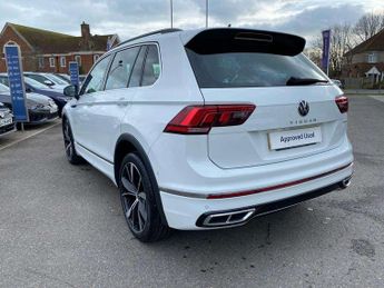 Volkswagen Tiguan 2.0 TDI 200 4Motion R-Line 5dr DSG