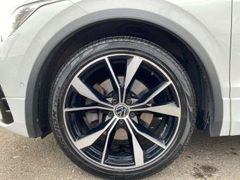 Volkswagen Tiguan 2.0 TDI 200 4Motion R-Line 5dr DSG