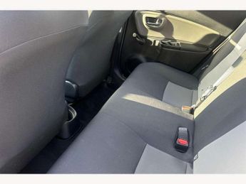Toyota Yaris 1.5 VVT-i Icon 5dr CVT
